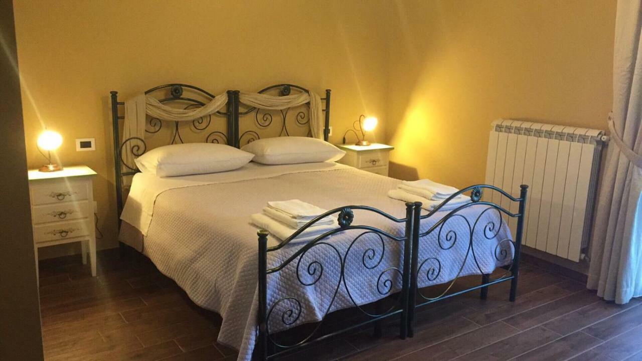 Tenuta Jumara Hotel San Lorenzo Maggiore Buitenkant foto